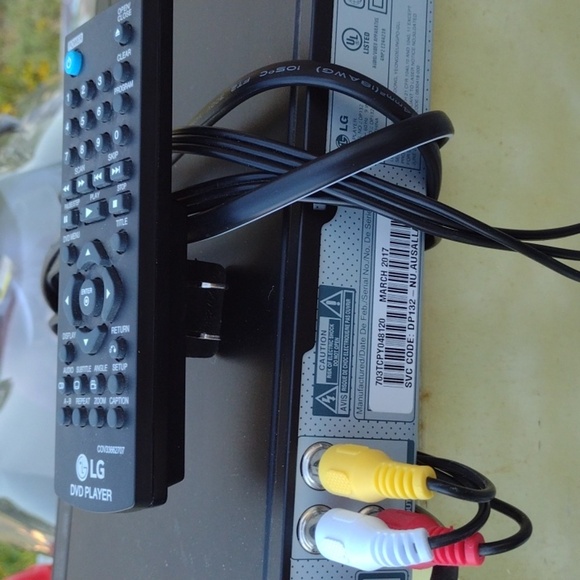 DVD CD player - Picture 2 of 3